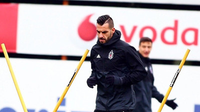 Beşiktaş'ta Atiba ve Negredo kadroda yok