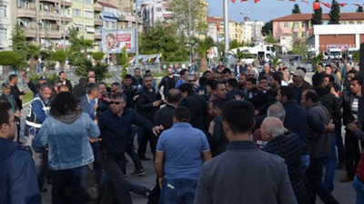 HDP mitingine satırlı saldırı