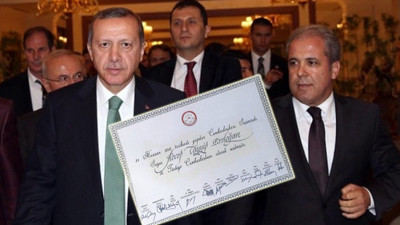 AKP'li Tayyar diploma niyetine mazbatayı paylaştı