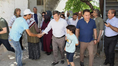 Erdoğan yemin ederken Davutoğlu ve Babacan geziyordu