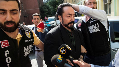 Eski bakan Adnan Oktar'a sahip çıkan partiyi açıkladı