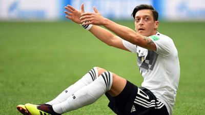 Alman basınında gündem Mesut Özil