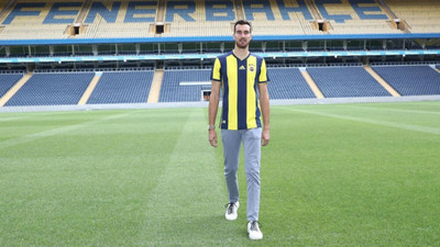 Harun Tekin resmen Fenerbahçe'de