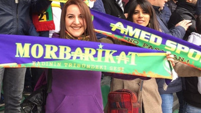 Amedspor'un kadın taraftar grubu: Mor Barikat