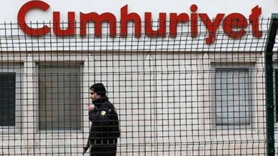 Cumhuriyet'teki değişikliğe üç farklı tepki