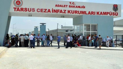 Ayakta sayıma karşı çıkan 33 tutukluya şiddet