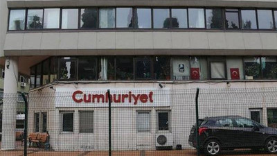 Cumhuriyet'in bahçesindeki araca kurşun isabet etti