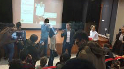 Panelde soru soran öğrenciye ceza