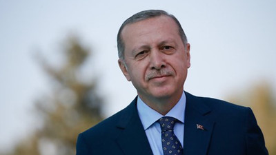 Emeklilikte yaşa takılanları eleştiren Erdoğan 46 yaşında emekli olmuş