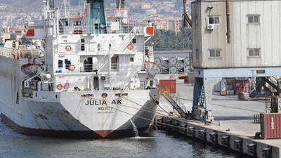 Angusları indirilmeyen gemi, İskenderun'da