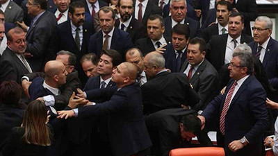 CHP ile MHP arasında arbede