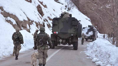 İki asker donarak hayatını kaybetti