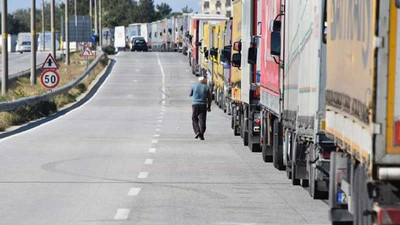 Kapıkule'deki TIR kuyruğu 10 kilometreyi buldu