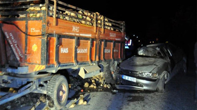 Düğün yolunda kaza: 2 ölü