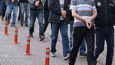 Ağrı'da ev baskınları:15 gözaltı