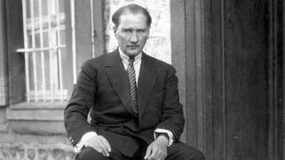 Atatürk 80. ölüm yıl dönümünde anılıyor