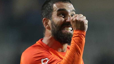 Arda Turan protesto edildi