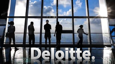 ABD’li McKinsey gitti, İngiliz Deloitte geldi