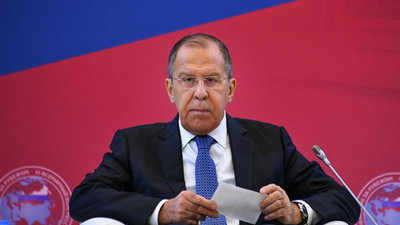 Lavrov: ABD, Rusya sınırlarında tehlikeli askeri faaliyetleri körüklüyor