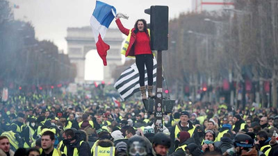 Macron'dan Başbakana: Sarı Yelekliler ile görüşün