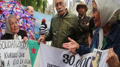 Plaza de Mayo Anneleri 40. yılında