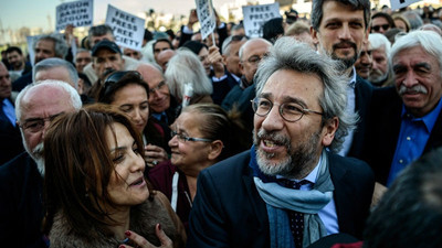 Can Dündar'dan yakalama kararına tepki