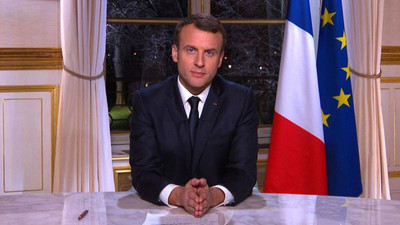 Macron: Ekonomik ve sosyal bir OHAL ilan edeceğim