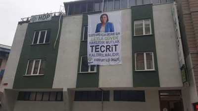 HDP'liler, binalarına astıkları pankart için ifadeye çağrıldı