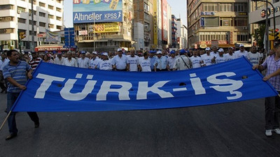 'Sendikaya karışana seçimde oy vermeyiz'