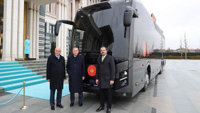 İhalesiz verilen fabrikadan otobüs hediyesi