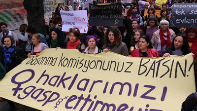 'Sen elin adamıyla gayrimeşru yaşa, ben içki paranı göndereyim'