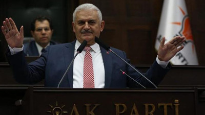 Binali Yıldırım istifa etti