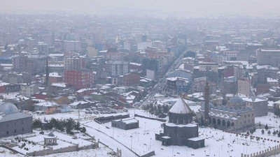 'Darıldım darıldım kaderine Kars’ın böyle mi olacaktı?'