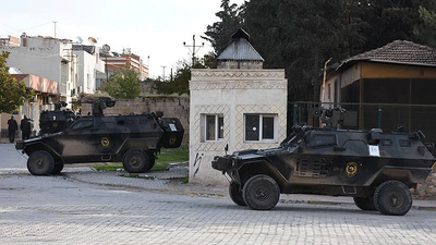 AKP seçim ayına da yasakla girdi