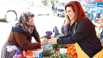 Menderes Türel'in eşi Ebru Türel trafik kazası geçirdi