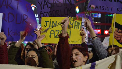 Ankara’da Feminist Gece Yürüyüşü: Cadıların torunlarıyız