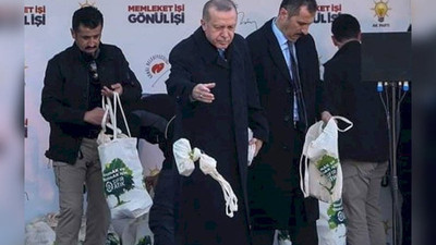 Erdoğan'ın mitinginde 'bedava çay' kavgası