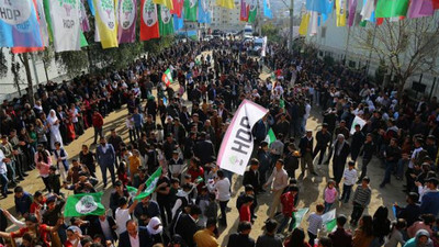 HDP'nin yüzde 76'yla kazandığı Cizre'de kutlamalar sürüyor