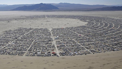 Trump, Burning Man Festivali'ne de duvar örmek istiyor