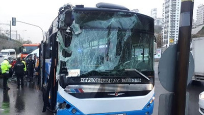 Halk otobüsü kaza yaptı: Çok sayıda yaralı var