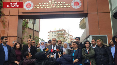 Diyarbakır Büyükşehir Belediye Eş Başkanı Mızraklı mazbatasını aldı