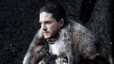 Jon Snow'dan yeni bölümü beğenmeyenlere küfür