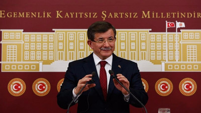 Davutoğlu sahaya iniyor