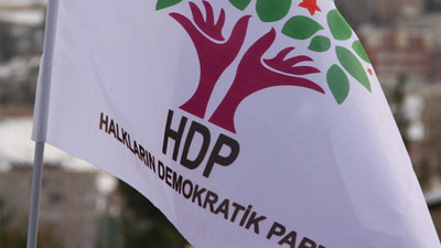 Esnafı ziyaret eden HDP ilçe eş başkanı gözaltına alındı