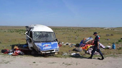 Mevsimlik iş için yola düşen aile yok olmanın eşiğinden döndü: 13 yaralı