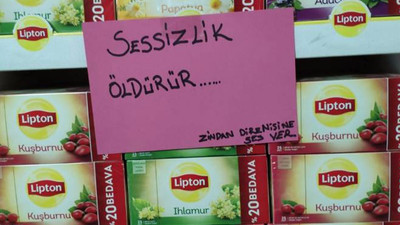 Market sahibinden açlık grevleri için dikkat çeken eylem