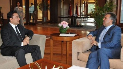 'Babacan ve Gül’ün ne yapacağı konusunda meraklı bir bekleyiş ve tedirginlik var'