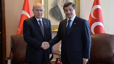 Bahçeli'den Davutoğlu'na: 103 tane parti var, '104 olayım' diyorsa yolu açık olsun