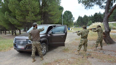 ‘Türkiye, Suriye’nin kuzeyinde yeni bir ordu kuruyor’