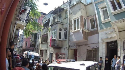 Beyoğlu’nda 16 yaşında bir çocuk evinin çatısında ölü bulundu